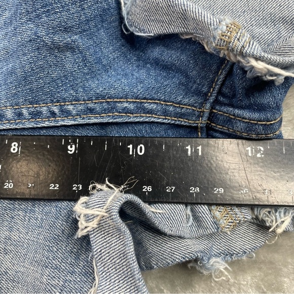 Bebe Classic Blue Distressed Ripped Jean Shorts Size 28 - Picture 8 of 9